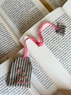 Lesezeichen bestickt Cute But Scorpio